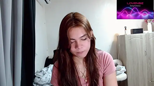 Snapshot of Maria_foxx18 chatting on May 10, 1:38 pm Maria foxx18 online show from May 10, 1:38 pm