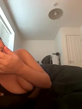 Bethrae25 online show from November 20, 3:12 pm