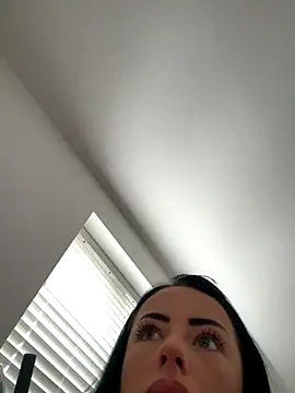 Bethrae25 online show from November 28, 2:20 pm