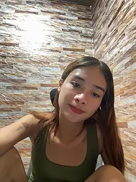 Snapshot of Kimparaka chatting on November 3, 5:31 am Kimparaka online show from November 3, 5:31 am