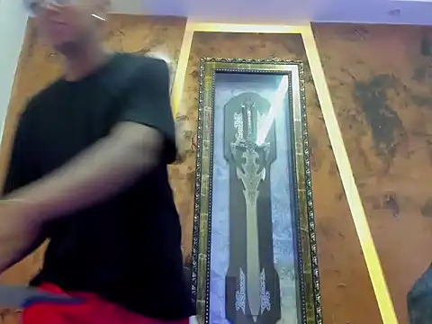 the hot boy0 online show from November 12, 12:27 pm