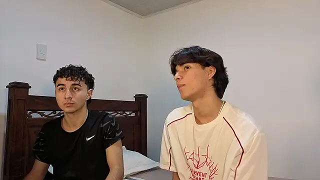 Raven Eclipse online show from November 5, 9:15 pm