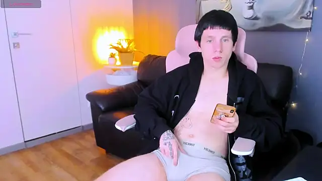 CutieKai  online show from April 11, 4:17 am