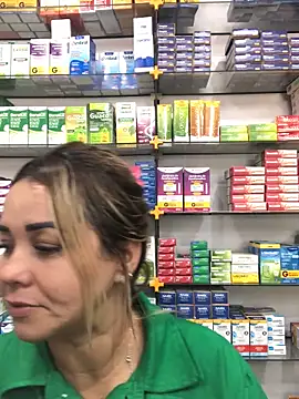 Snapshot of imoly_ chatting on November 2, 1:24 pm imoly  online show from November 2, 1:24 pm