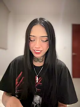 JIORYOvO online show from November 13, 2:32 am