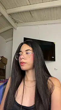 Milleradhara24 online show from February 8, 8:45 pm