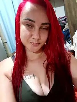 ruiviinhaah online show from February 3, 7:30 pm