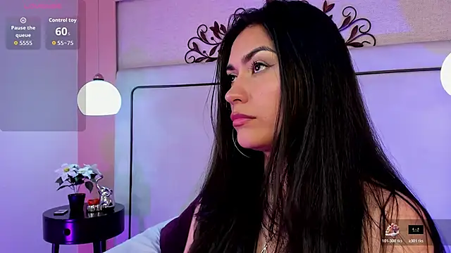 Snapshot of Arianna8 chatting on November 8, 12:55 am Arianna8 online show from November 8, 12:55 am