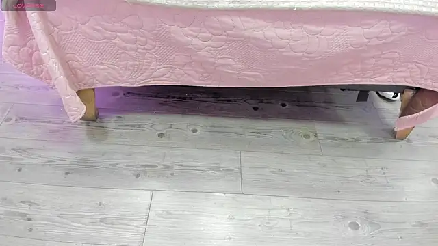 kendra london online show from November 24, 11:21 am