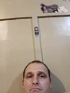 Snapshot of StoriedShovel853 chatting on November 15, 11:29 am StoriedShovel853 online show from November 15, 11:29 am