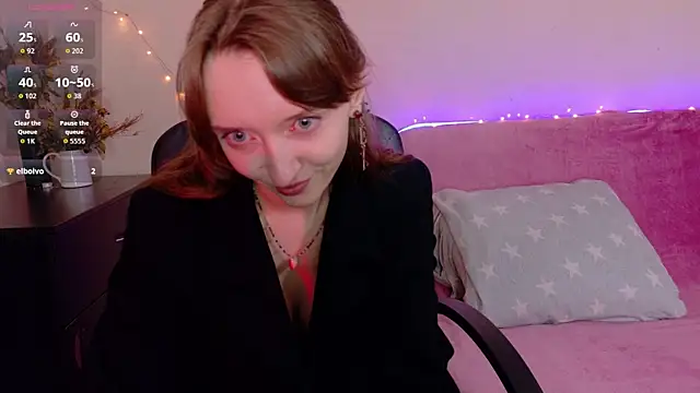 TinyMuse  online show from November 18, 6:23 pm