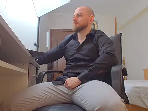 Snapshot of Ryanstone_ chatting on March 16, 5:13 am Ryanstone online show from March 16, 5:13 am