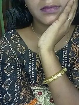 Snapshot of Neha533 chatting on June 27, 3:39 pm Neha533 online show from June 27, 3:39 pm