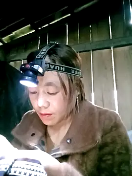 Snapshot of Sara_pusyy chatting on March 8, 2:04 am Sara pusyy online show from March 8, 2:04 am