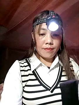 Snapshot of Sara_pusyy chatting on March 14, 12:32 pm Sara pusyy online show from March 14, 12:32 pm