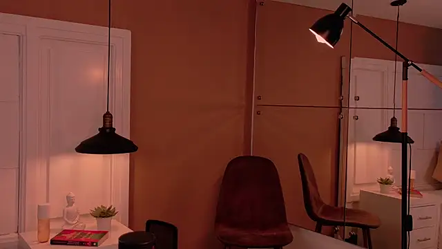 Raven444 online show from November 8, 11:25 pm