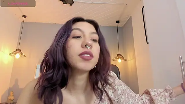 zoe-moreau online show from February 24, 8:07 pm