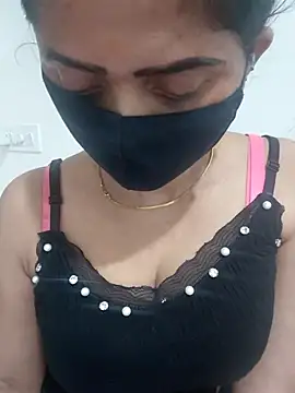 Aarti909090 online show from July 4, 3:29 pm