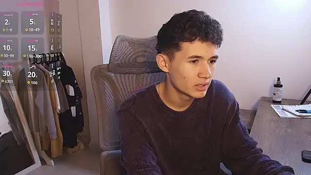 Snapshot of Eiden_Blake chatting on January 17, 12:37 am Eiden Blake online show from January 17, 12:37 am