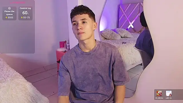 Snapshot of Eiden_Blake chatting on February 5, 12:59 am Eiden Blake online show from February 5, 12:59 am