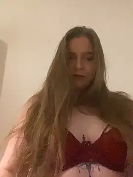 Snapshot of LiahLovexoxx chatting on November 7, 5:24 pm LiahLovexoxx online show from November 7, 5:24 pm