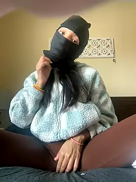 Snapshot of Jowsie chatting on November 8, 7:56 pm Jowsie online show from November 8, 7:56 pm