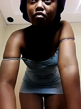 SweetSavage18 online show from December 1, 12:26 am