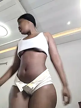 SweetSavage18 online show from December 16, 8:14 pm