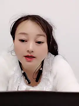 Alice-Baby520 online show from November 3, 5:42 am