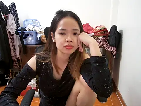 ---Lusi03--- online show from December 19, 3:35 am