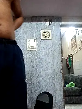 Snapshot of naughtyboyjii chatting on November 4, 4:44 am naughtyboyjii online show from November 4, 4:44 am