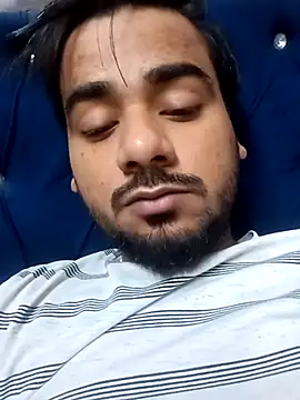 Snapshot of naughtyboyjii chatting on November 16, 8:20 am naughtyboyjii online show from November 16, 8:20 am