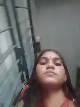 Jooli cuty online show from November 9, 12:25 pm