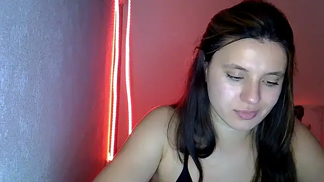 KiraHoney online show from January 13, 10:15 pm