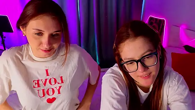 Snapshot of MargaretMorris chatting on January 12, 10:53 am MargaretMorris online show from January 12, 10:53 am