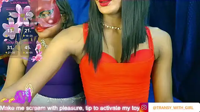 Snapshot of SEXYY_TRANSY_WITH_GIRL chatting on November 5, 9:15 pm SEXYY TRANSY WITH GIRL online show from November 5, 9:15 pm