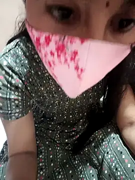 Snapshot of Tamil_White_Rose chatting on February 10, 8:57 pm Tamil White Rose online show from February 10, 8:57 pm