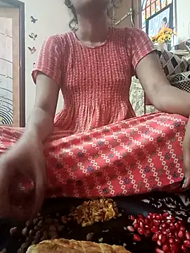 Snapshot of Tamil_White_Rose chatting on March 14, 8:31 am Tamil White Rose online show from March 14, 8:31 am