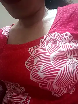 Snapshot of Tamil_White_Rose chatting on March 19, 6:12 pm Tamil White Rose online show from March 19, 6:12 pm