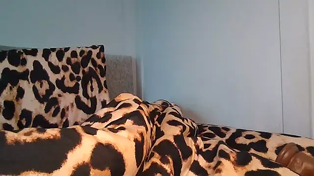 Naughty JessieX online show from April 16, 9:32 am