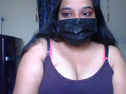 Snapshot of Mathi_cam chatting on November 29, 5:10 am Mathi cam online show from November 29, 5:10 am
