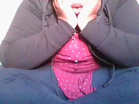 Snapshot of Mathi_cam chatting on December 23, 6:55 am Mathi cam online show from December 23, 6:55 am