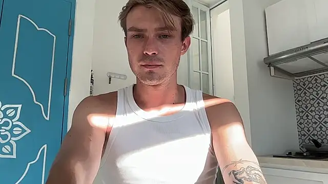 DanteRay online show from April 11, 8:40 am