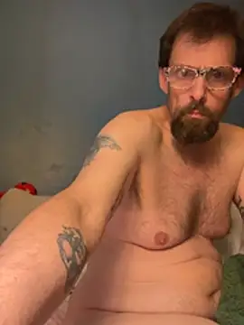 biggdaddyandqueenn online show from January 12, 5:01 am