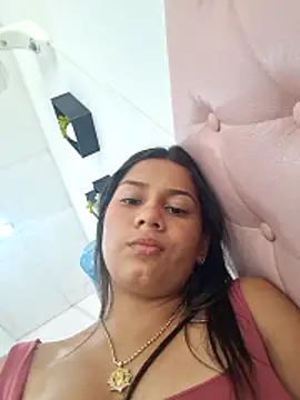 lapicarona18 online show from December 18, 3:51 pm