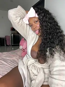 PrincessDreamm online show from November 26, 6:58 am