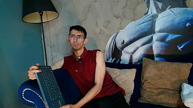 ZyroNight online show from November 19, 7:36 pm