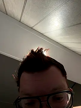 Snapshot of Mr-Red1997 chatting on November 5, 1:05 am Mr-Red1997 online show from November 5, 1:05 am