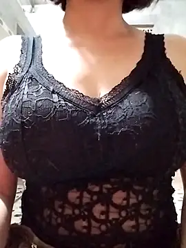 Niramiu online show from April 16, 9:39 pm