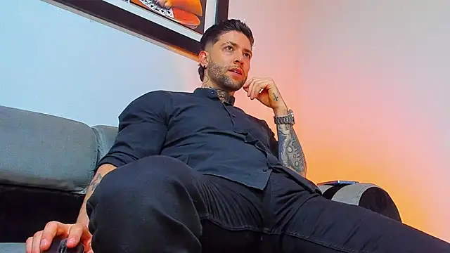 Supreme Alpha online show from November 5, 2:44 am